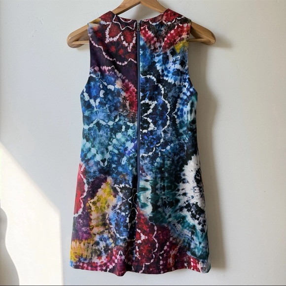 Alice + Olivia Coley  Tie dye Mini Shift Dress kaleidoscope Sleeveless Size 0 - Picture 4 of 12